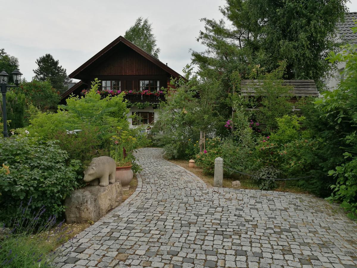 Apartment Haus Merlin Am Boeckelsberg Weimar  Exterior photo